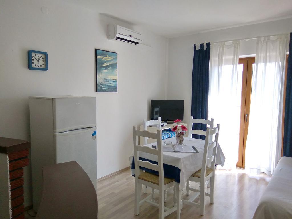 Family Apartments K&M 파그 외부 사진